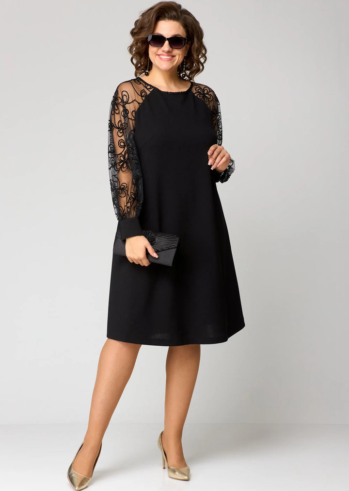 Helena - Elegant Lace Dress