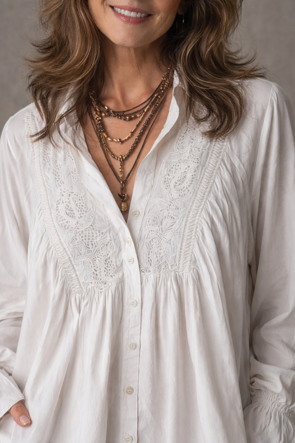 Retro-style |  Lace Irregular Hem Long-sleeved Mini Dress
