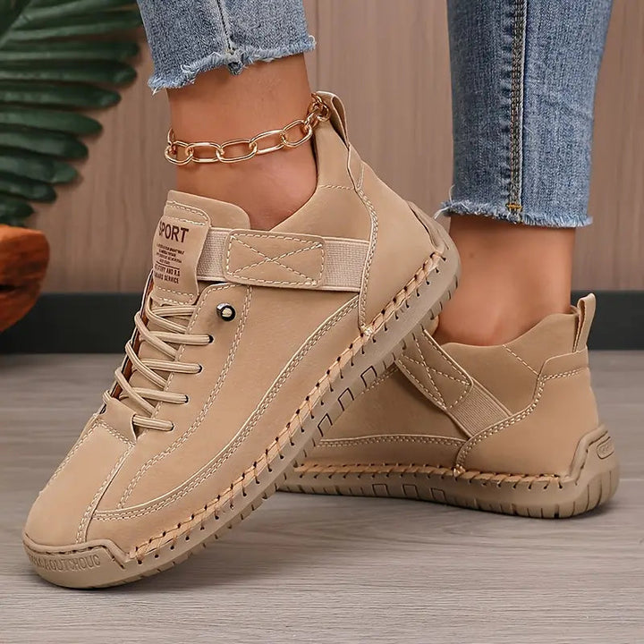MIA | SNEAKERS