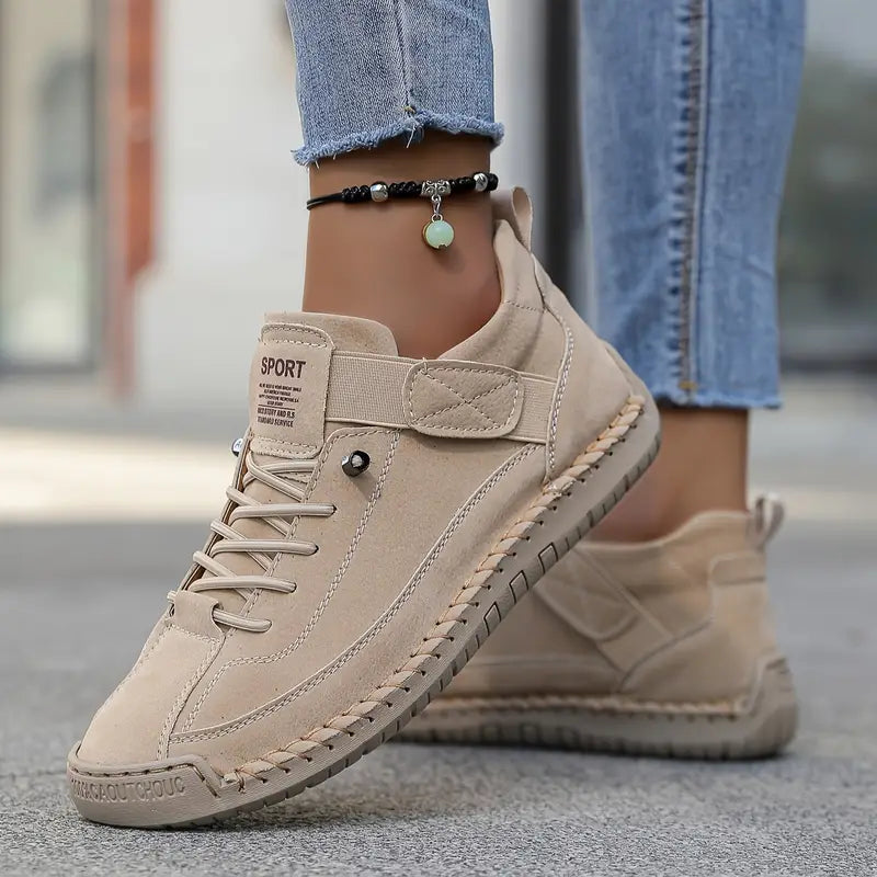 MIA | SNEAKERS